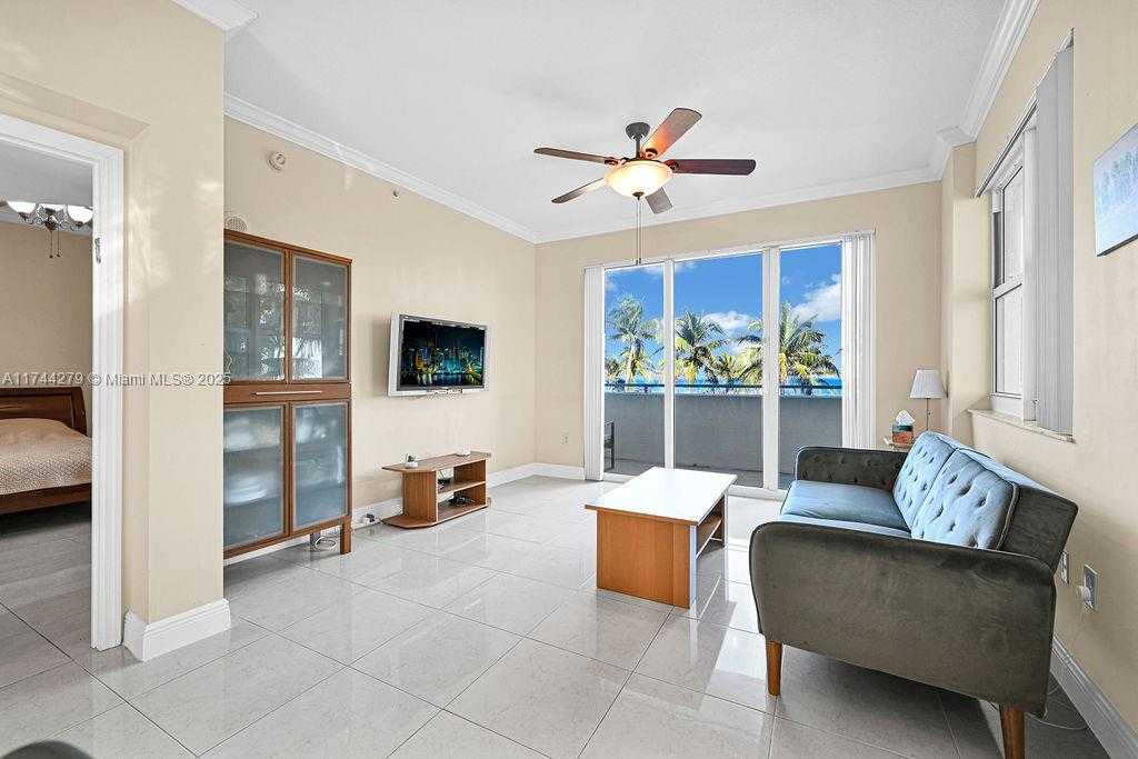 Small Image of 9201 COLLINS AVE #225, Surfside Number 10