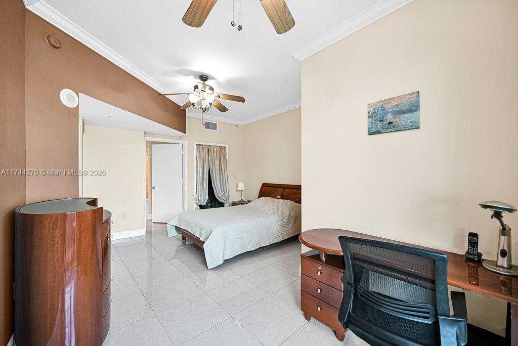 Small Image of 9201 COLLINS AVE #225, Surfside Number 26