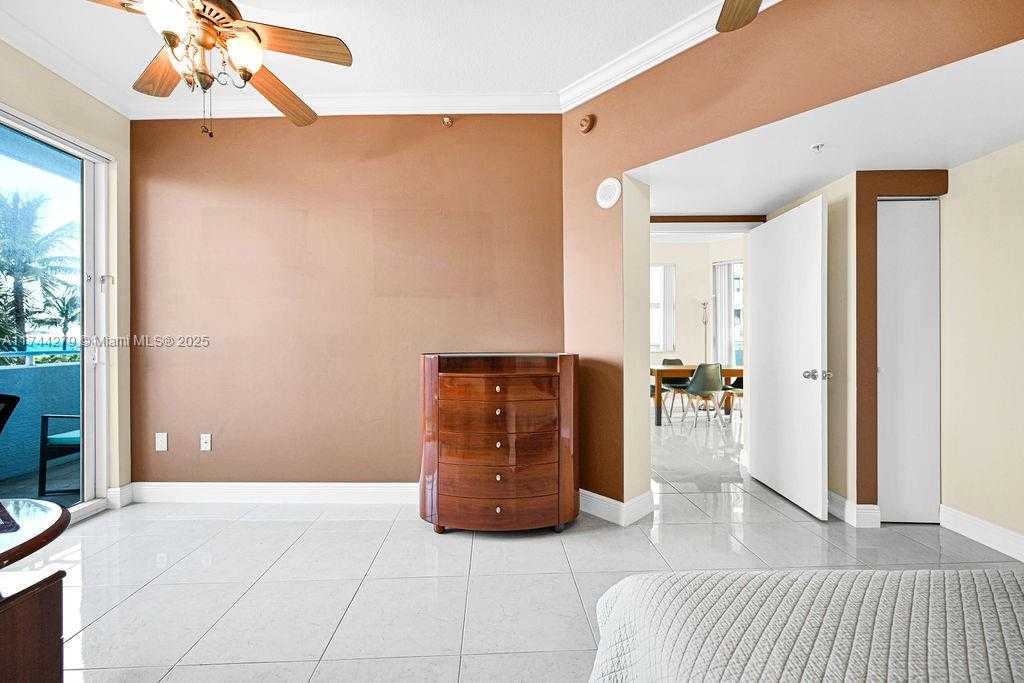 Small Image of 9201 COLLINS AVE #225, Surfside Number 27