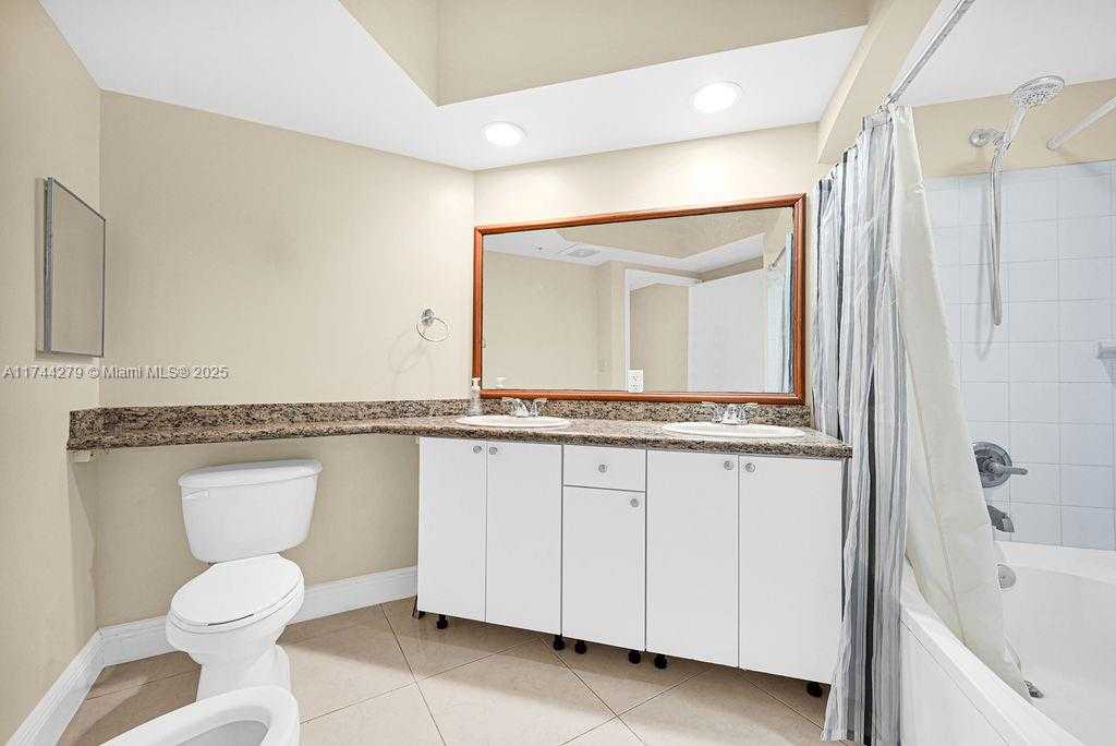 Small Image of 9201 COLLINS AVE #225, Surfside Number 28