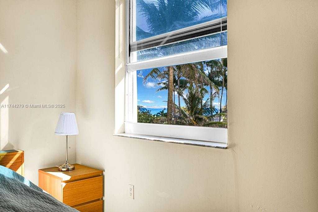 Small Image of 9201 COLLINS AVE #225, Surfside Number 32