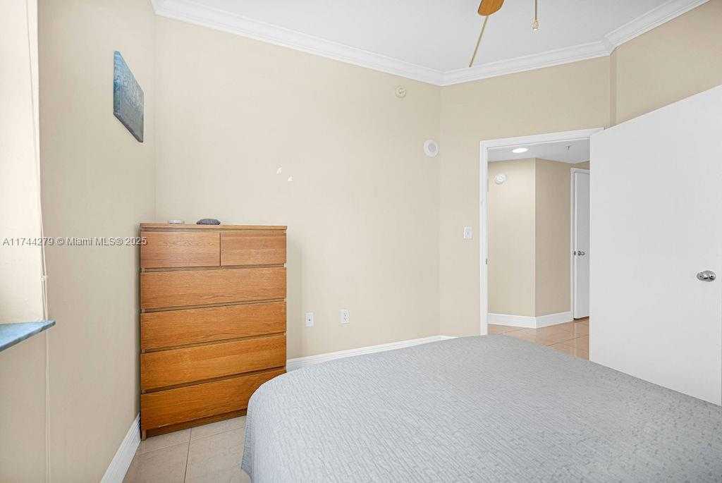 Small Image of 9201 COLLINS AVE #225, Surfside Number 34