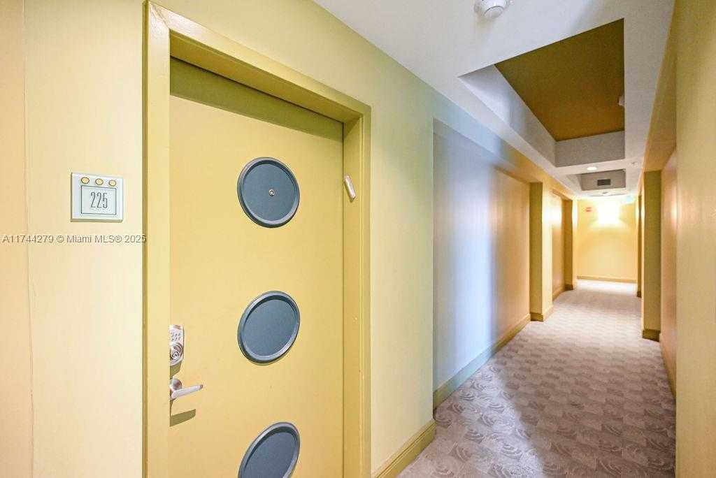 Small Image of 9201 COLLINS AVE #225, Surfside Number 50