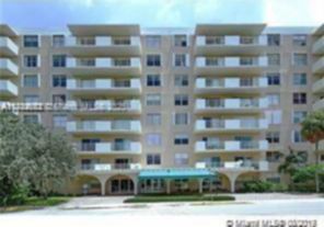 Small Image of 1455 NORTH TREASURE DR #5E, North Bay Village Number 3