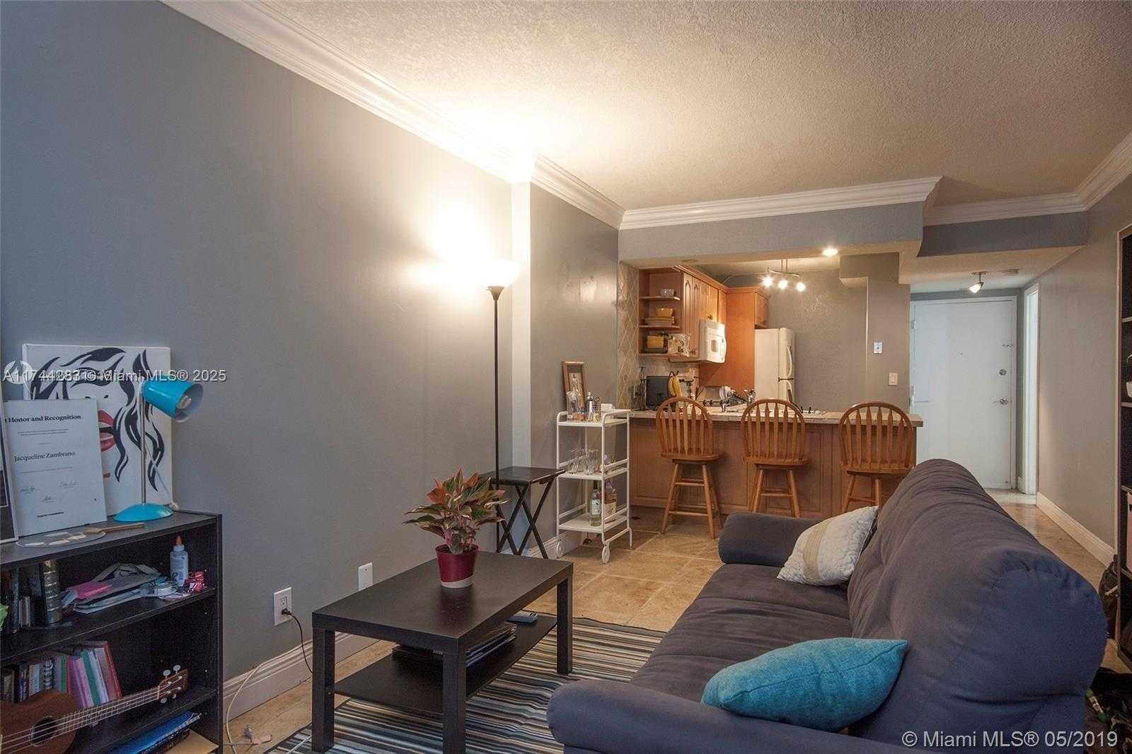 Small Image of 1455 NORTH TREASURE DR #5E, North Bay Village Number 8