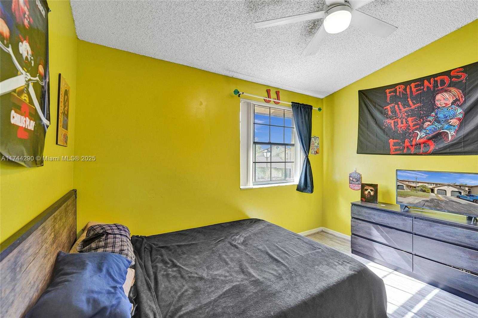 Small Image of 9007 VINEYARD LAKE DR #9007, Plantation Number 46