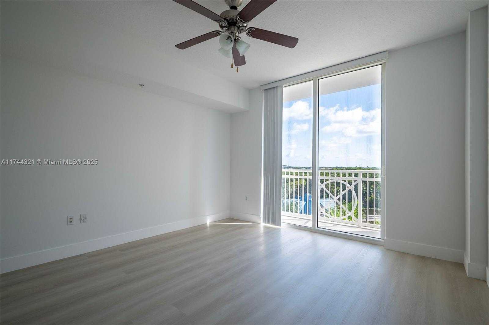 Small Image of 350 NORTH FEDERAL HWY #512, Boynton Beach Number 19
