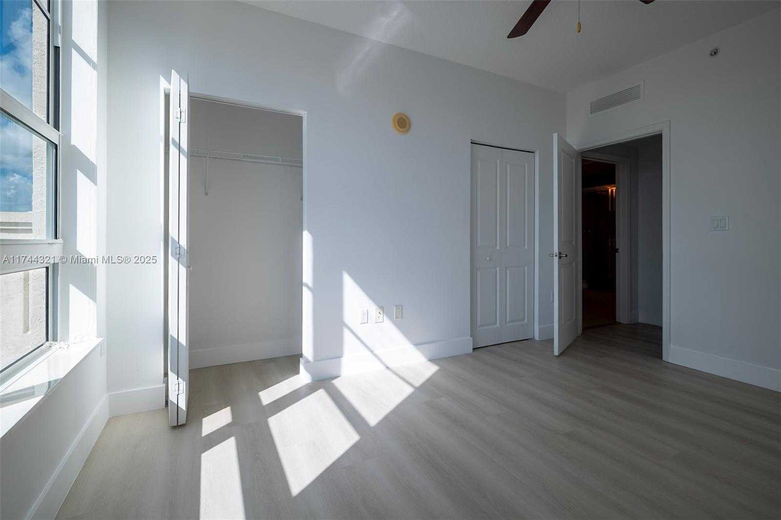 Small Image of 350 NORTH FEDERAL HWY #512, Boynton Beach Number 25