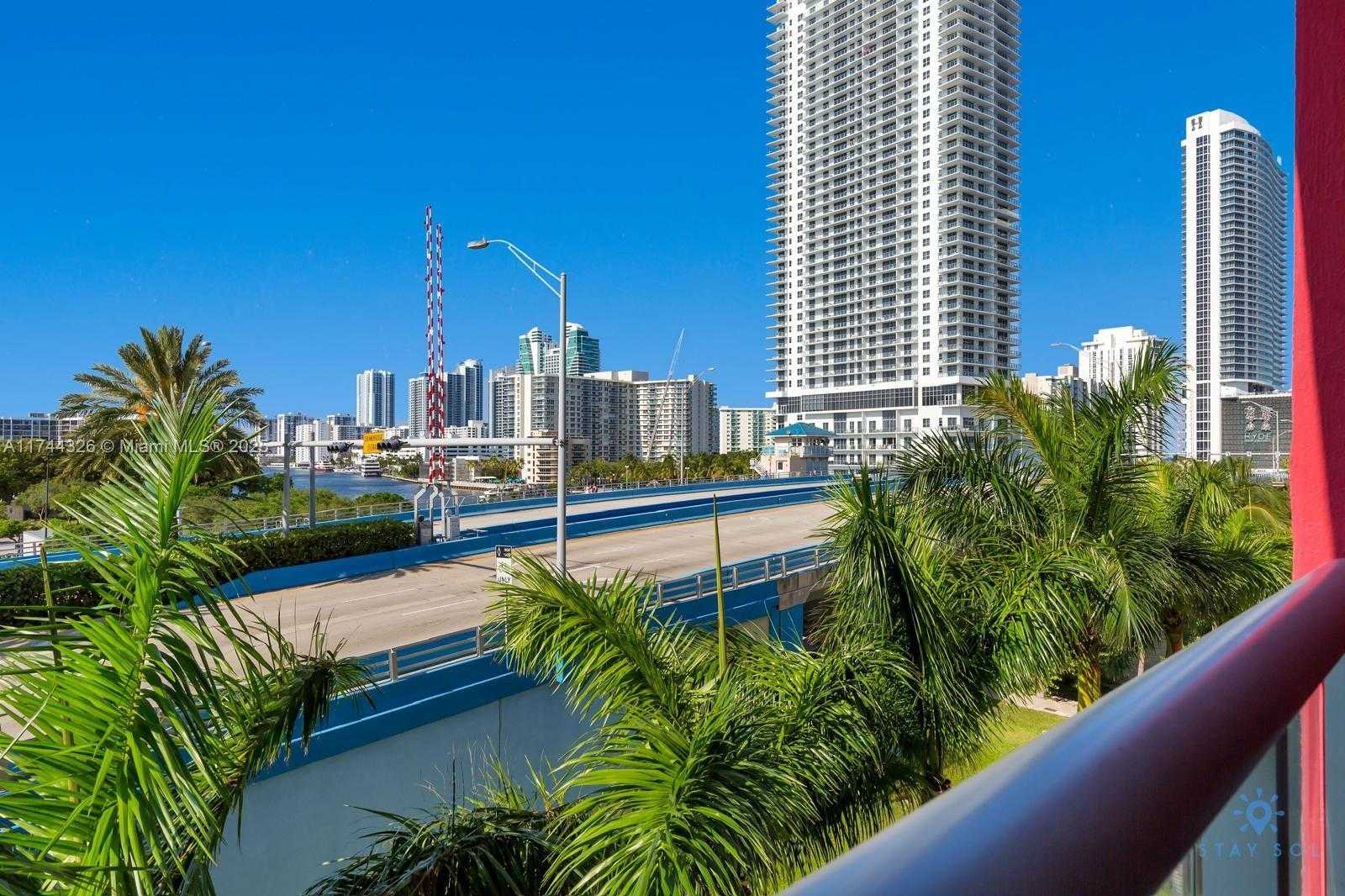 Small Image of 2602 EAST HALLANDALE BEACH BLVD #R506, Hallandale Beach Number 4