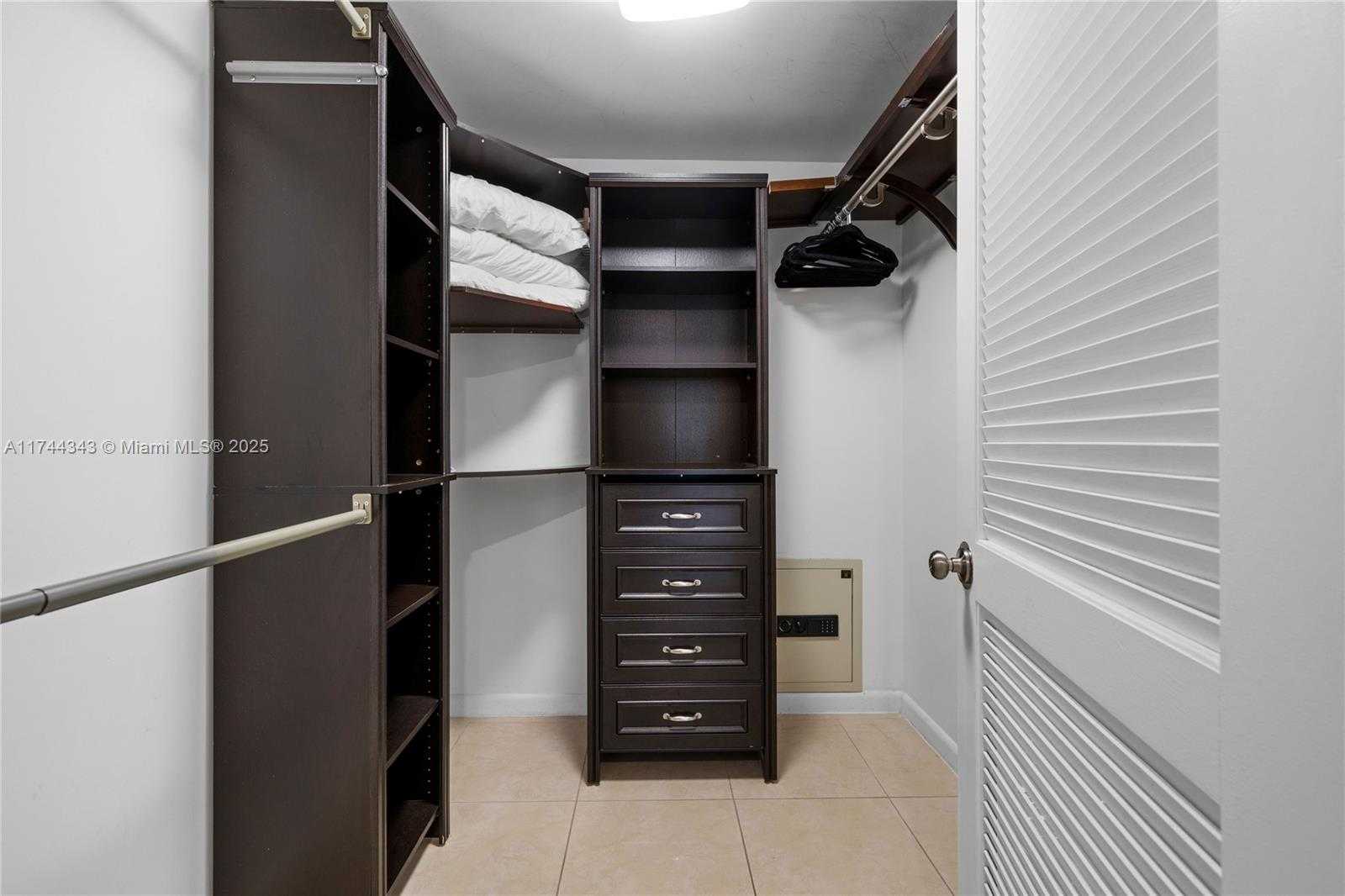 Small Image of 3250 NORTH EAST 1ST AVE #515, Miami Number 13