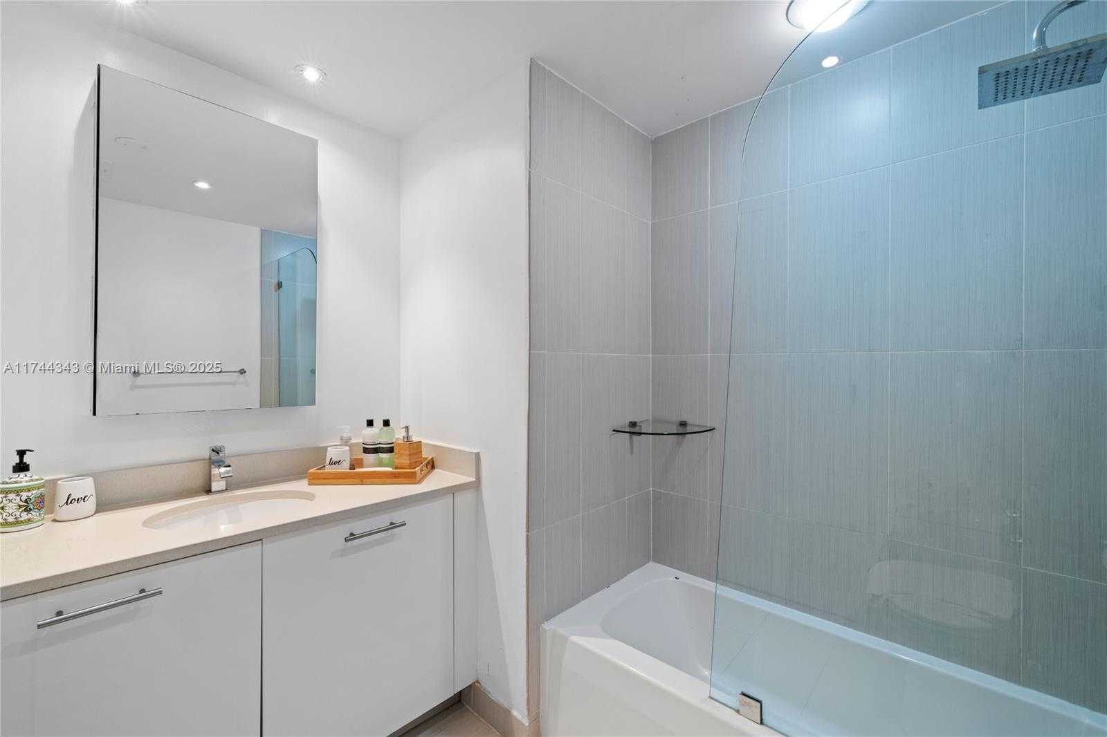 Small Image of 3250 NORTH EAST 1ST AVE #515, Miami Number 14