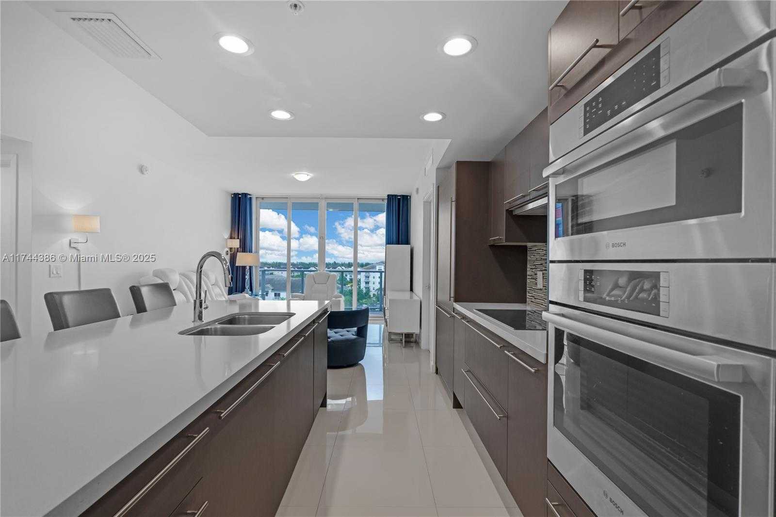 Small Image of 7751 NORTH WEST 107TH AVE #716, Doral Number 10