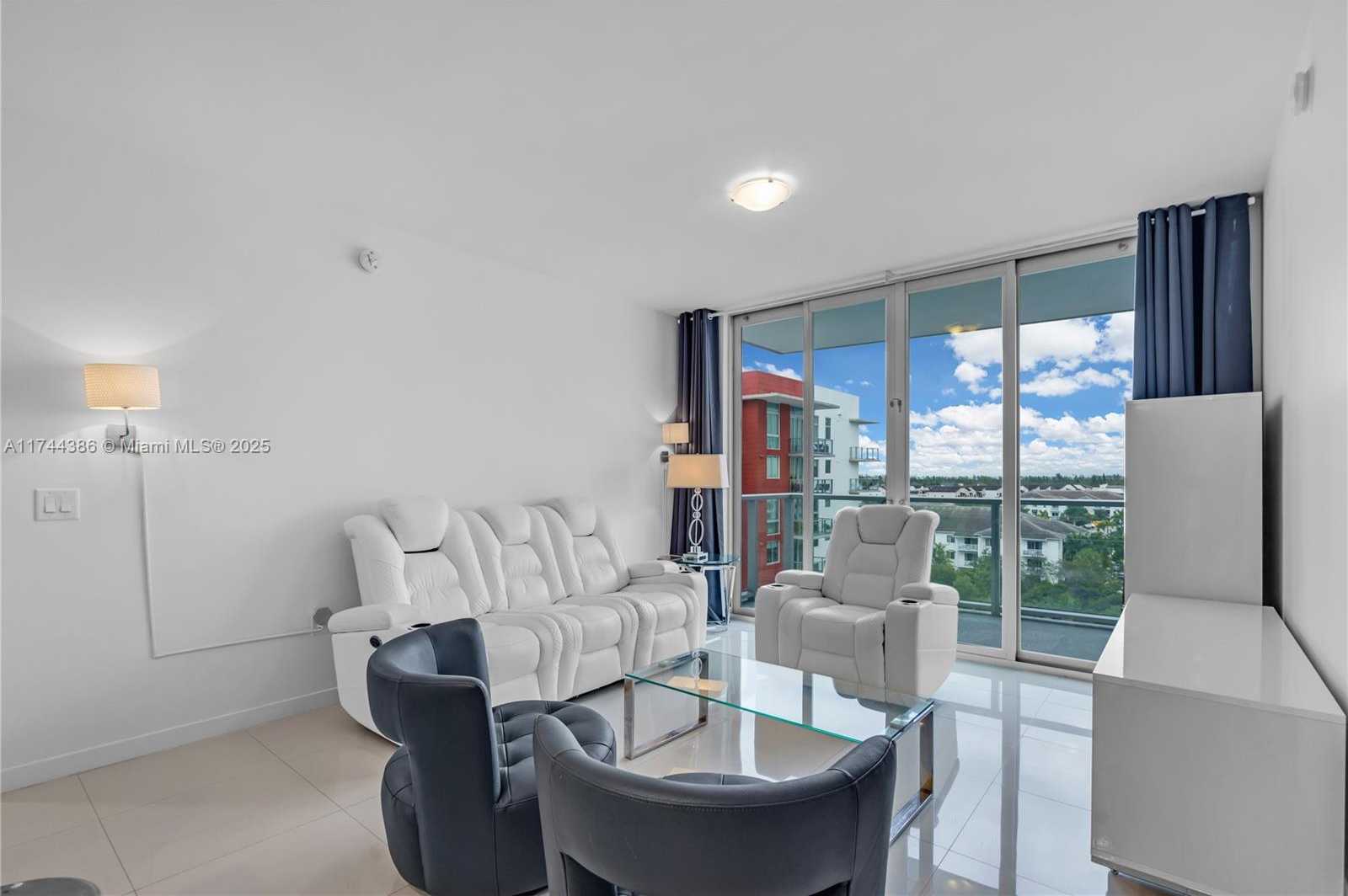 Small Image of 7751 NORTH WEST 107TH AVE #716, Doral Number 11