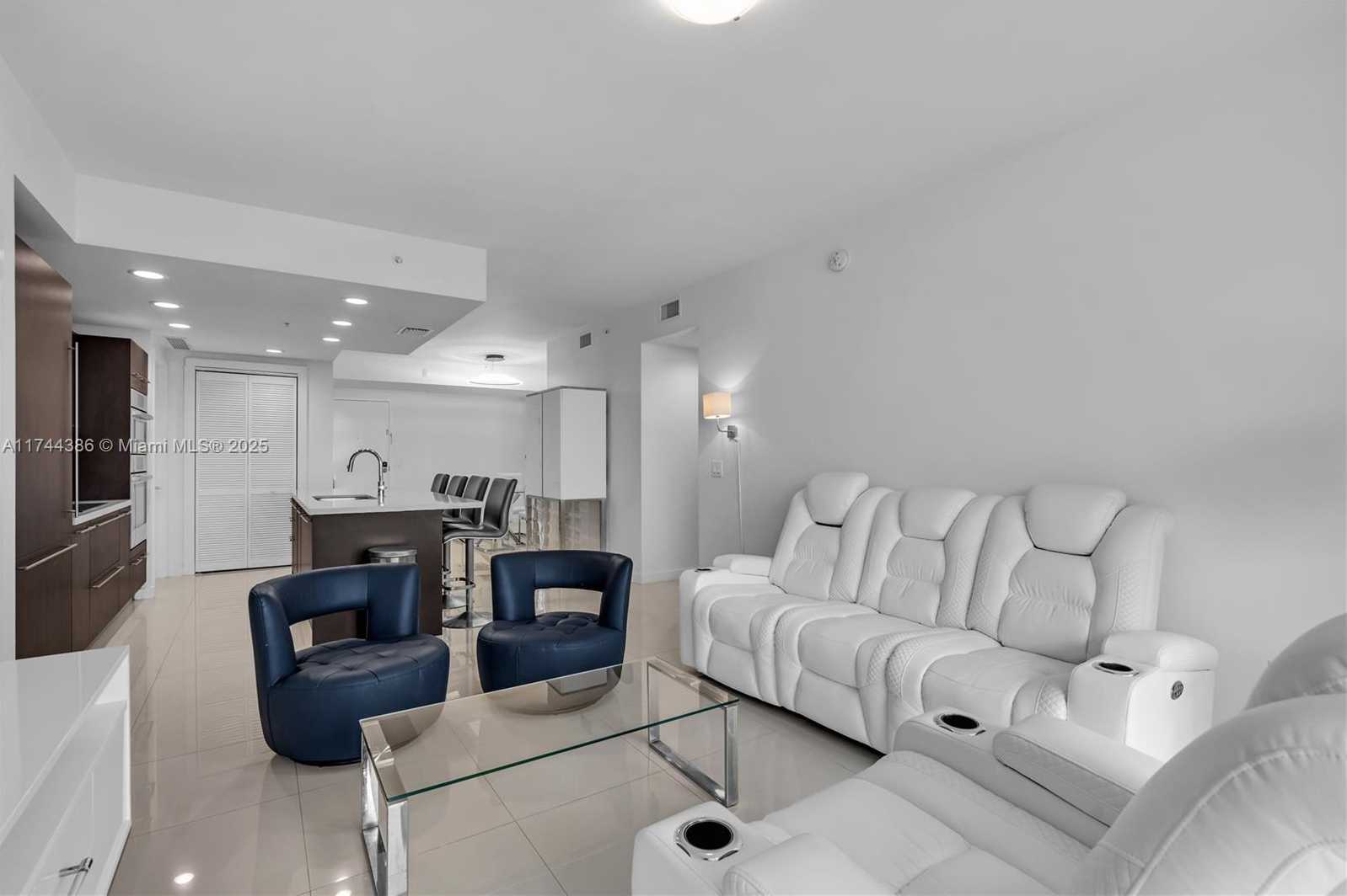 Small Image of 7751 NORTH WEST 107TH AVE #716, Doral Number 13