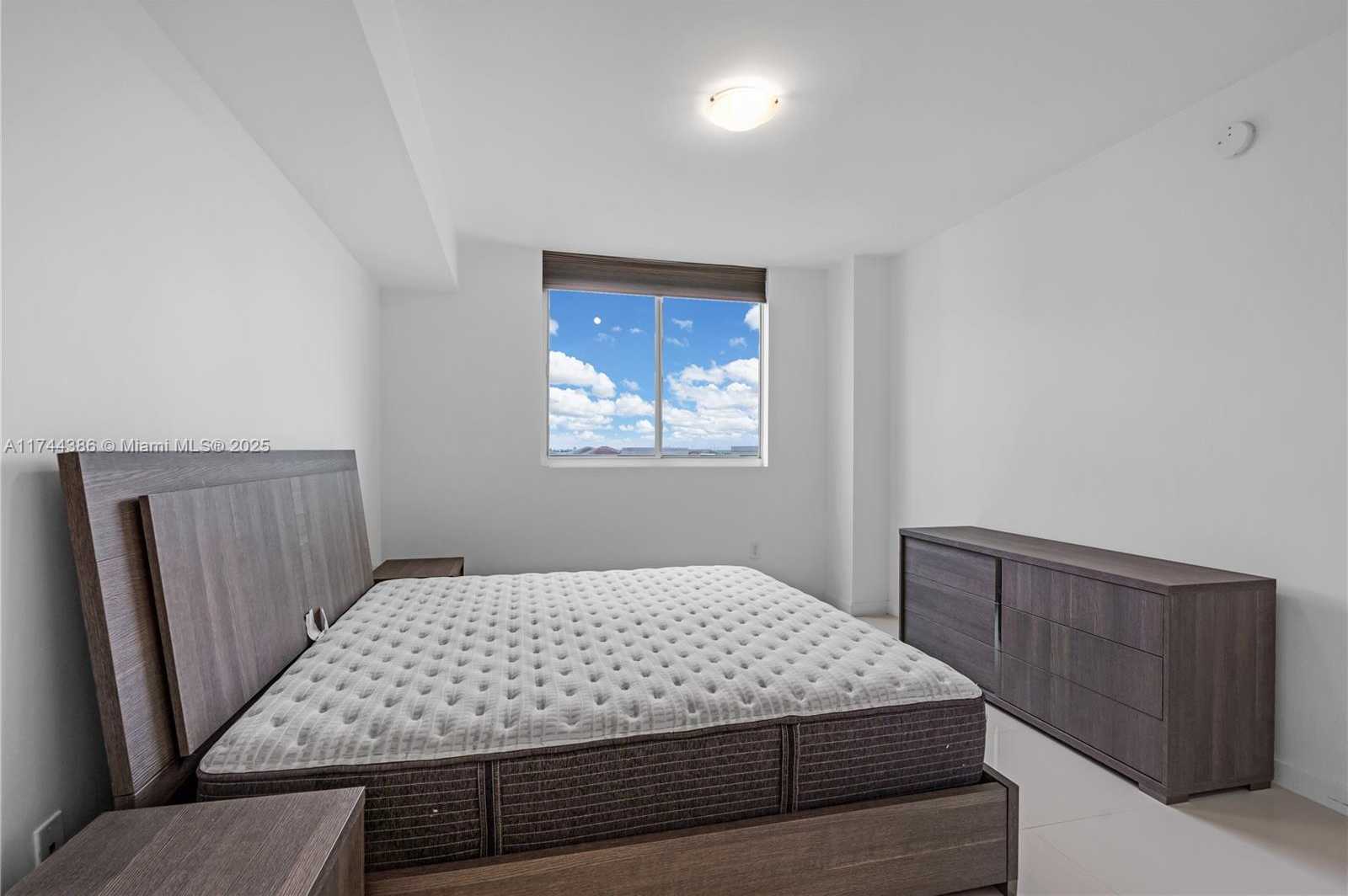 Small Image of 7751 NORTH WEST 107TH AVE #716, Doral Number 23