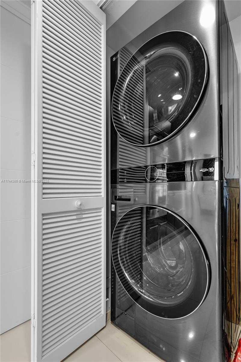 Small Image of 7751 NORTH WEST 107TH AVE #716, Doral Number 26