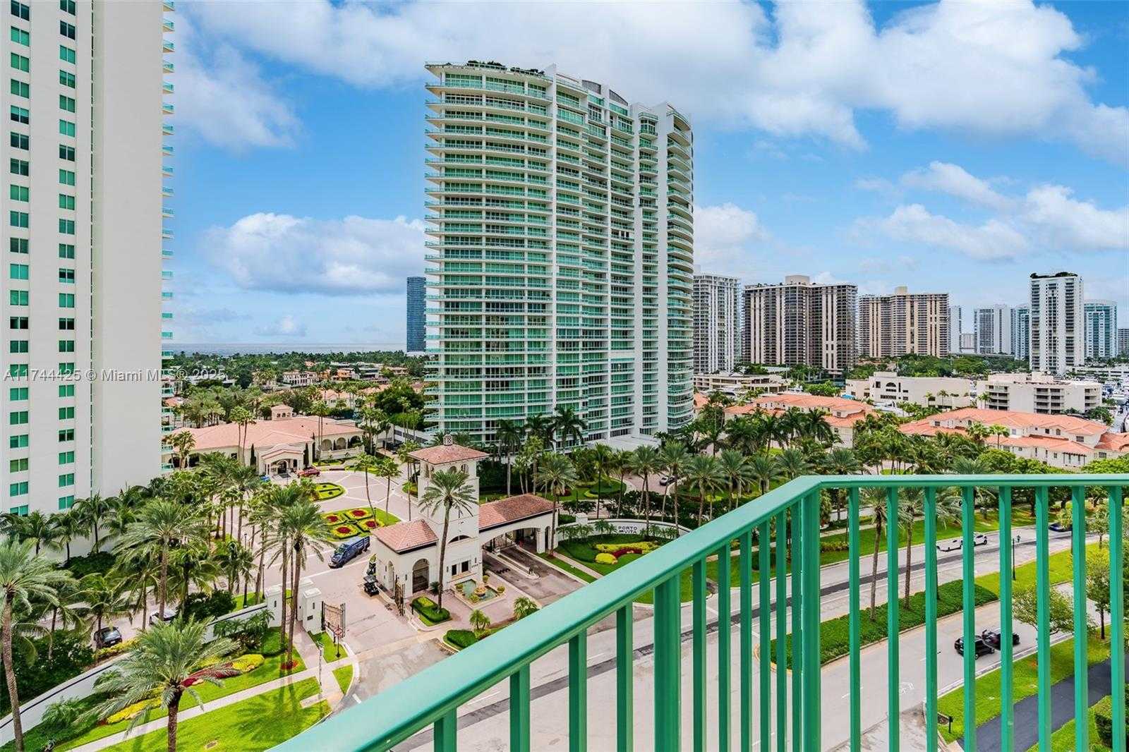 Small Image of 20000 EAST COUNTRY CLUB DR #1111, Aventura Number 12