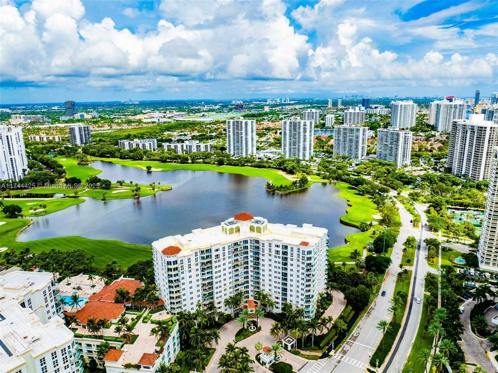 Small Image of 20000 EAST COUNTRY CLUB DR #1111, Aventura Number 25