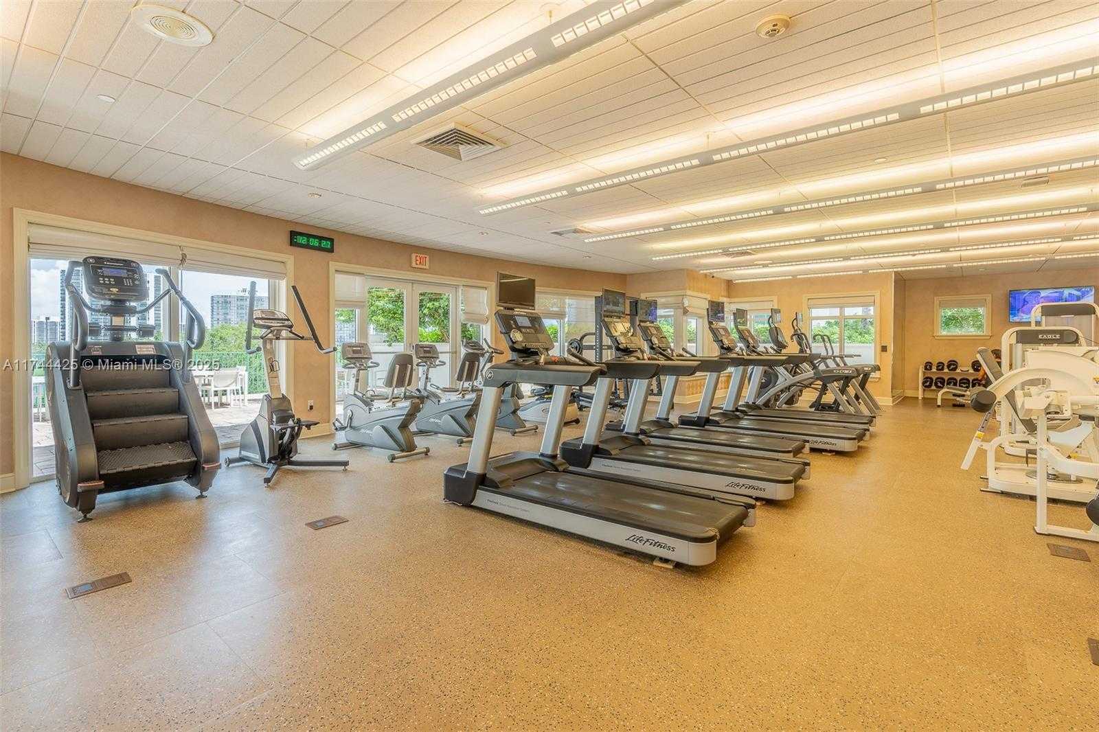 Small Image of 20000 EAST COUNTRY CLUB DR #1111, Aventura Number 36