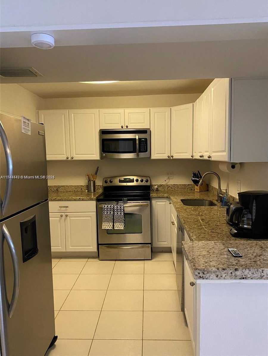 Small Image of 3725 SOUTH OCEAN DR #419, Hollywood Number 10