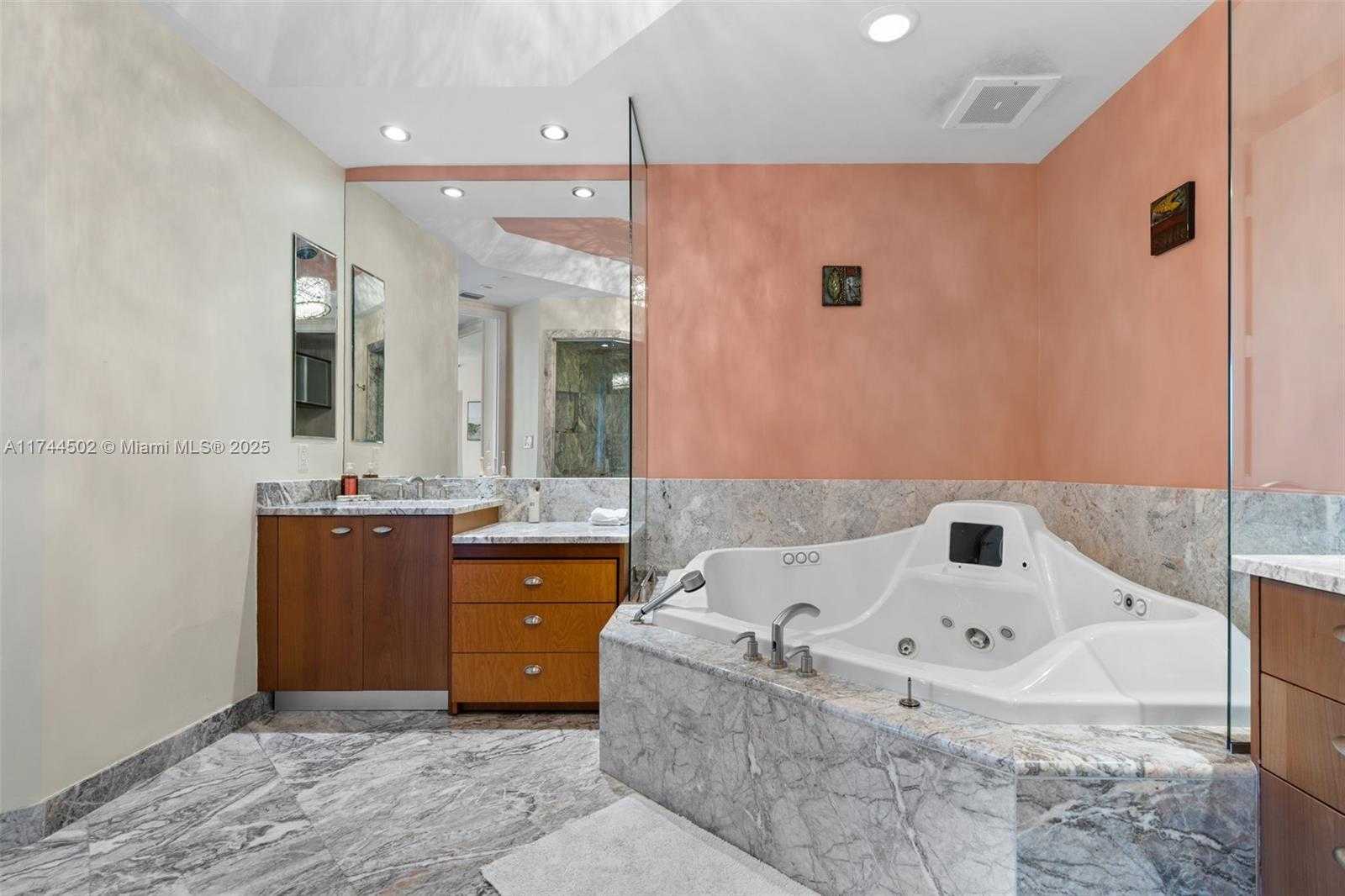 Small Image of 16047 COLLINS AVE #1202, Sunny Isles Beach Number 11