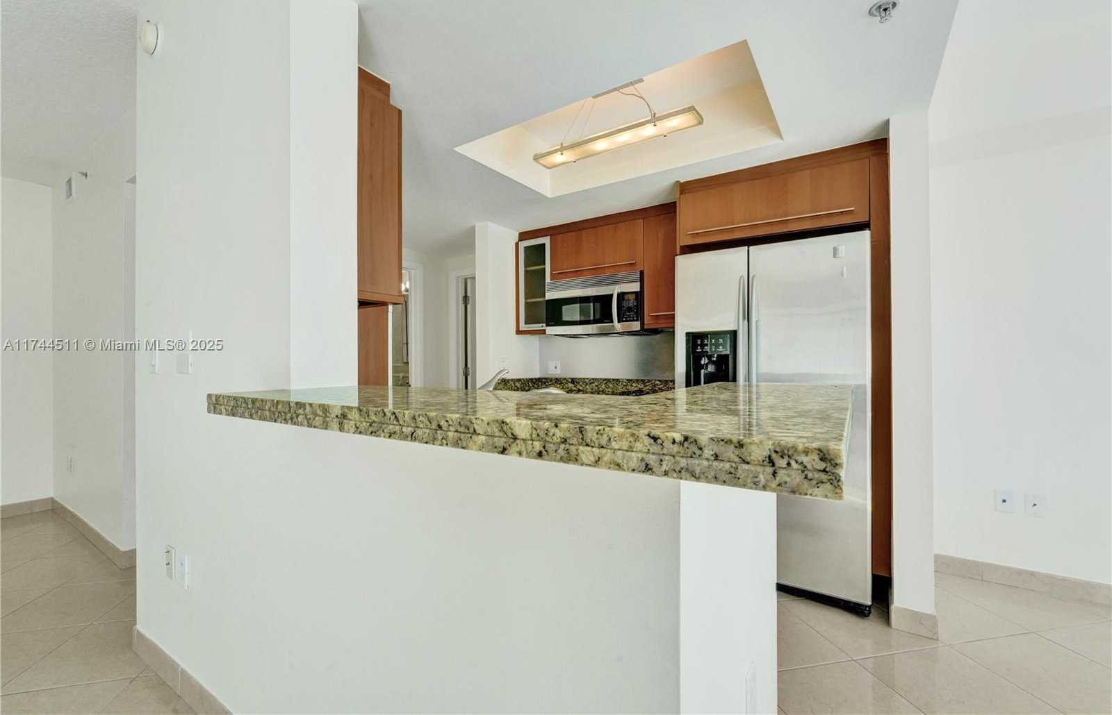 Small Image of 110 Washington Ave, Miami Beach, FL 33139, USA Number 14
