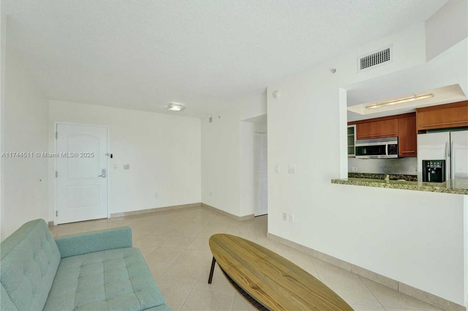 Small Image of 110 Washington Ave, Miami Beach, FL 33139, USA Number 21