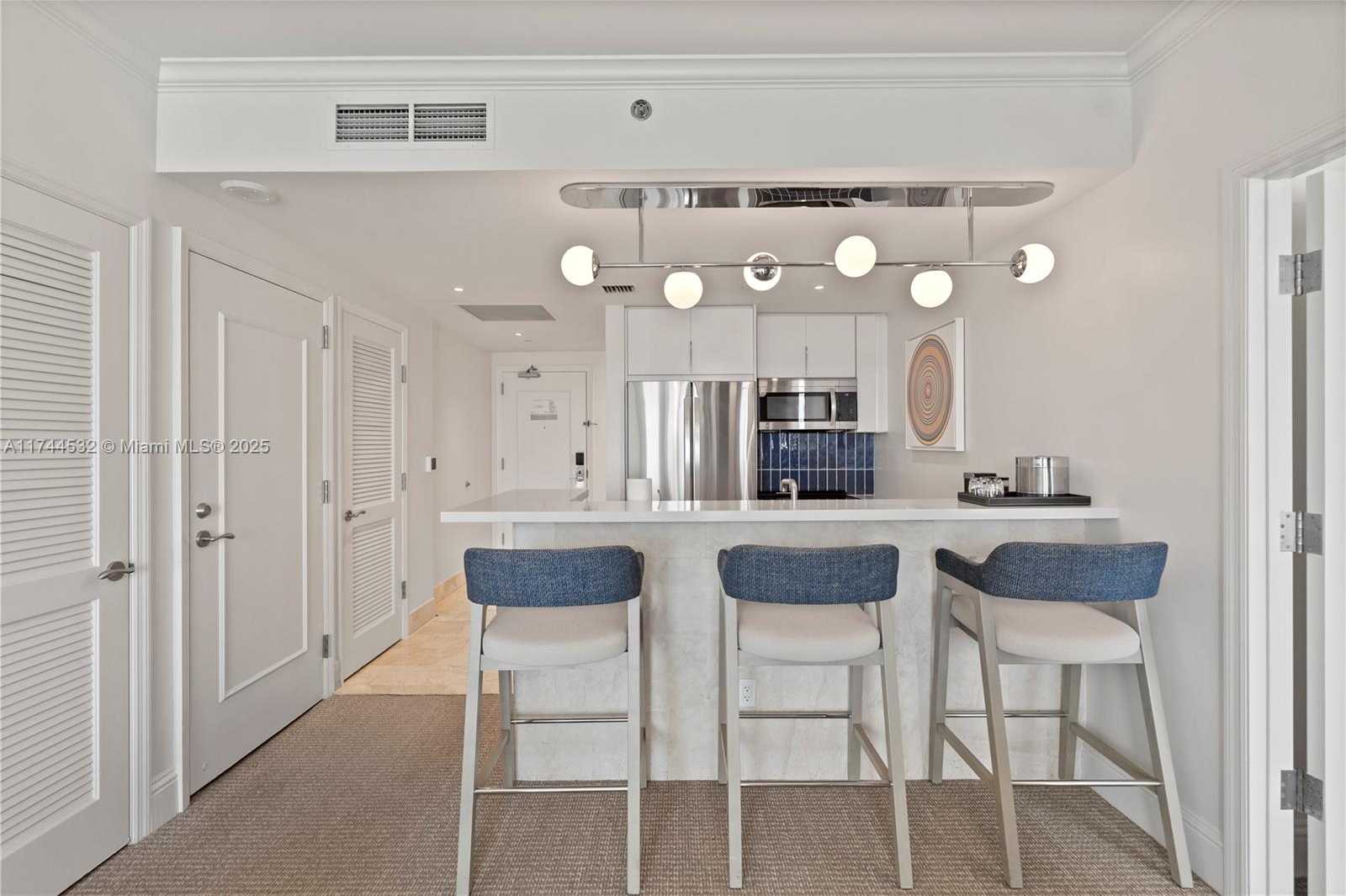 Small Image of 4401 COLLINS AV #1206, Miami Beach Number 18