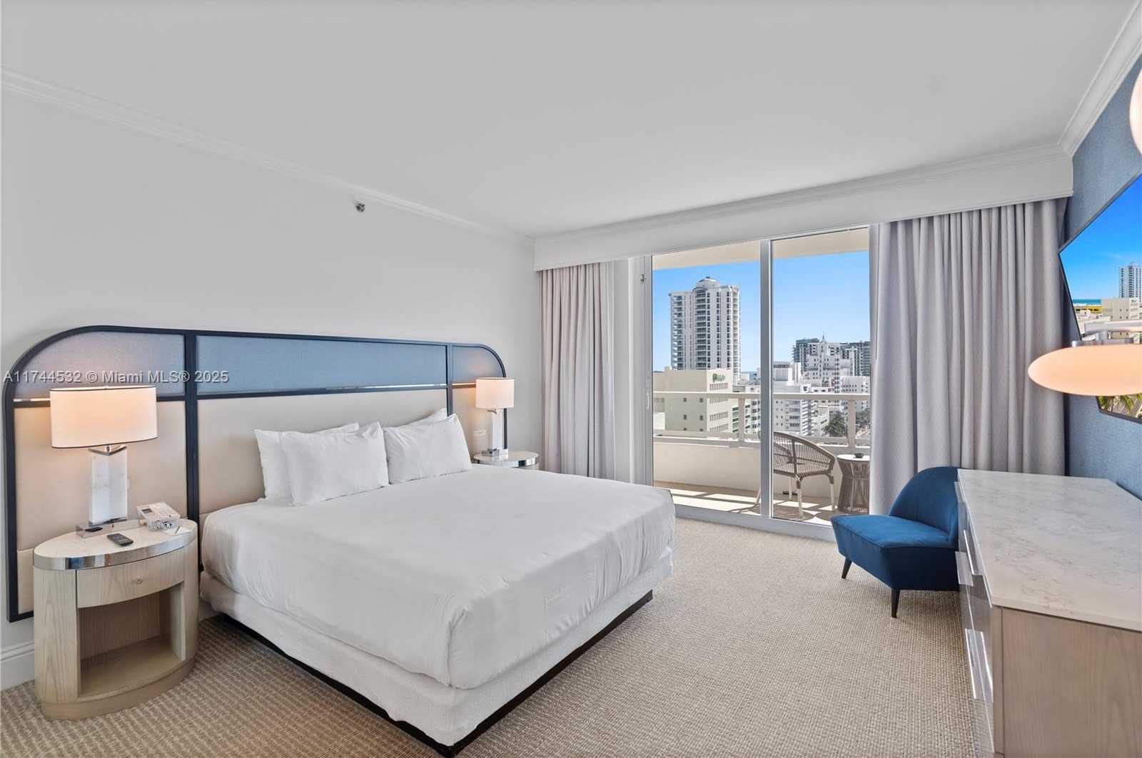 Small Image of 4401 COLLINS AV #1206, Miami Beach Number 21