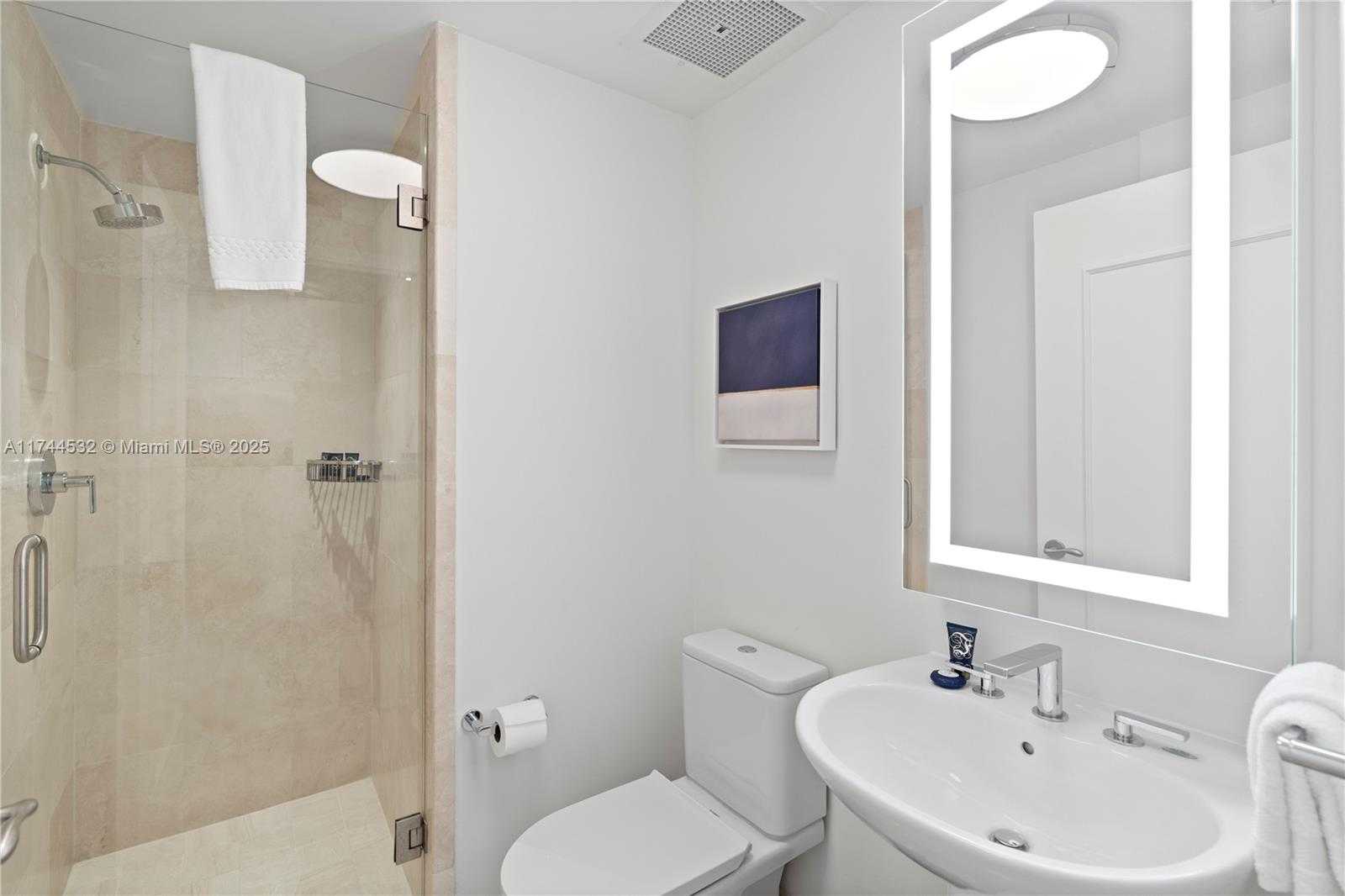 Small Image of 4401 COLLINS AV #1206, Miami Beach Number 30