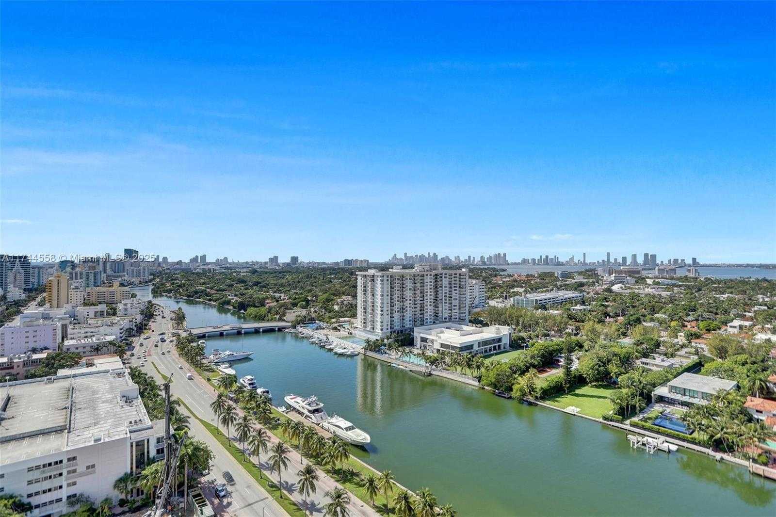 Small Image of 4401 Collins Ave, Miami Beach, FL 33140, USA Number 21