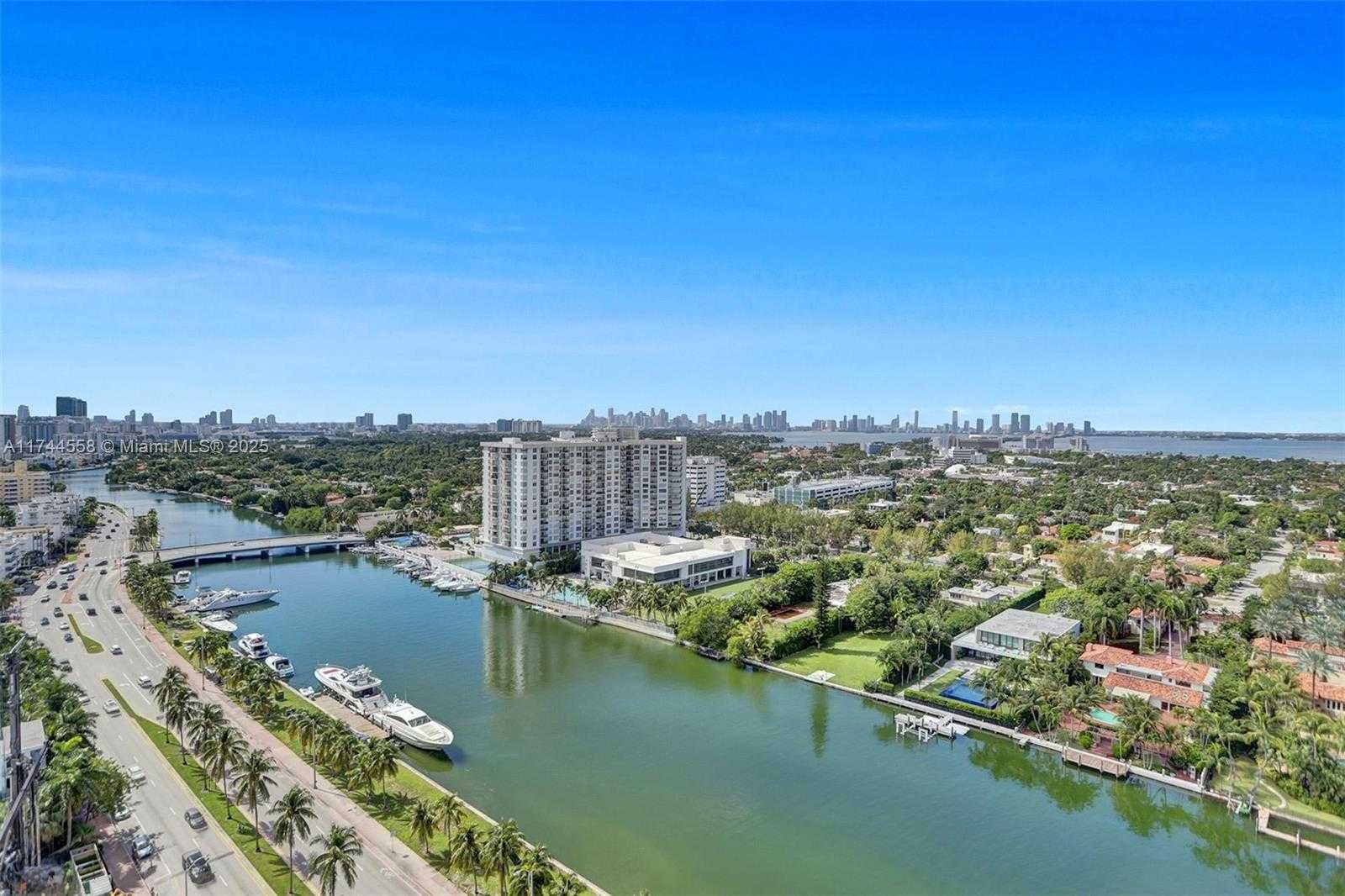 Small Image of 4401 Collins Ave, Miami Beach, FL 33140, USA Number 41
