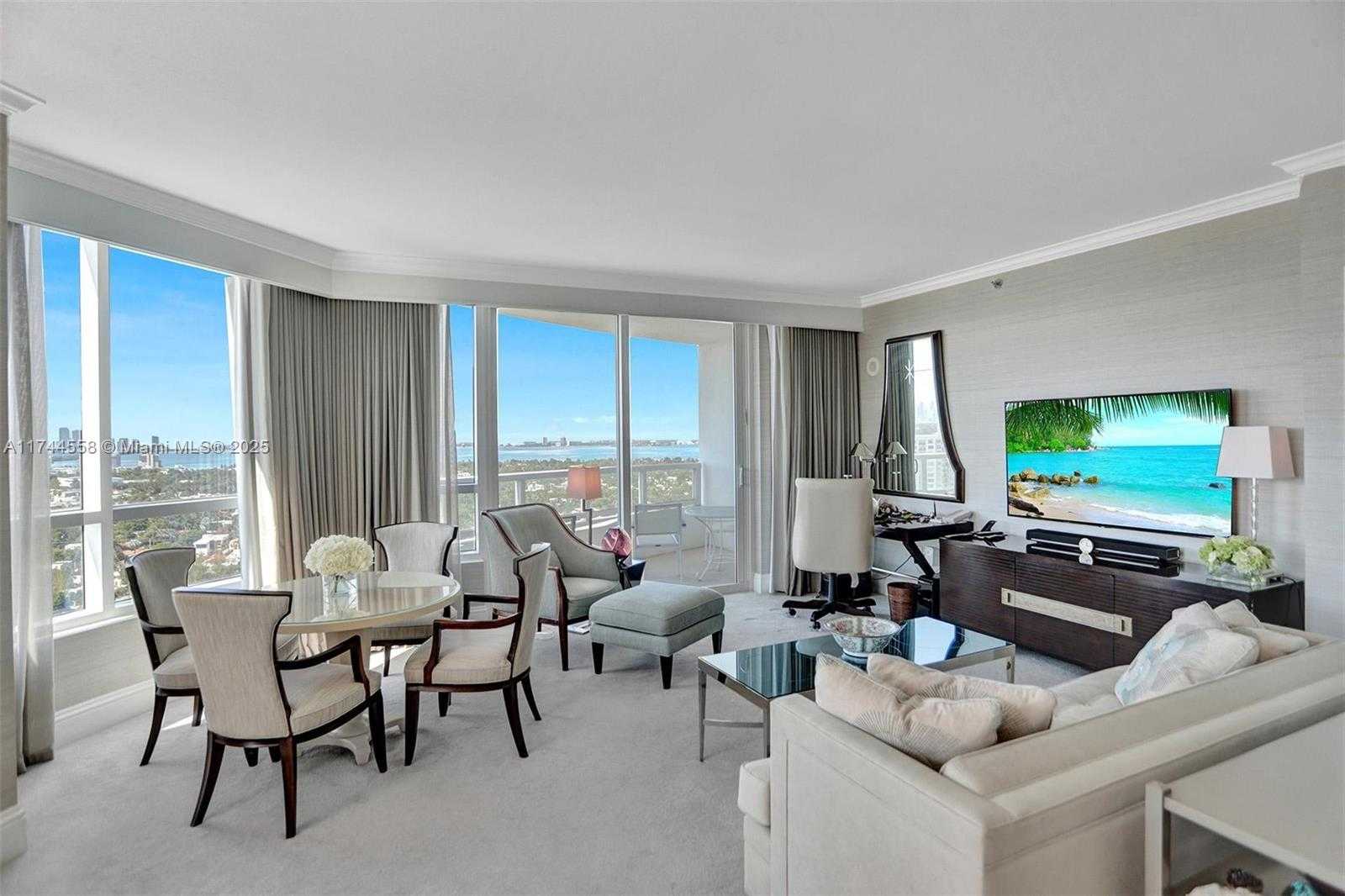 Small Image of 4401 Collins Ave, Miami Beach, FL 33140, USA Number 5