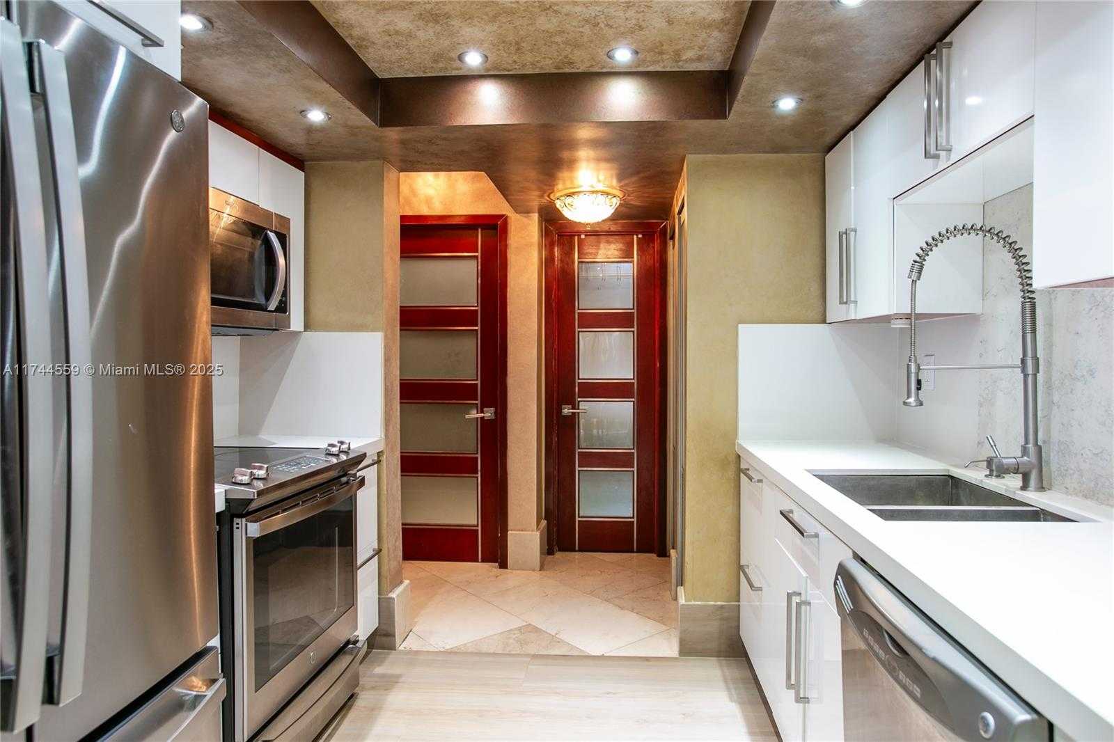 Small Image of 10703 SOUTH WEST 113TH PL #100B, Miami Number 13
