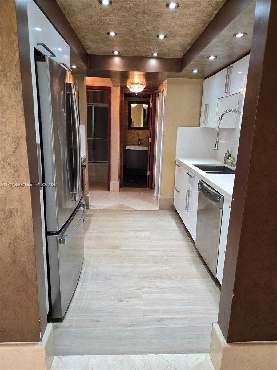 Small Image of 10703 SOUTH WEST 113TH PL #100B, Miami Number 14