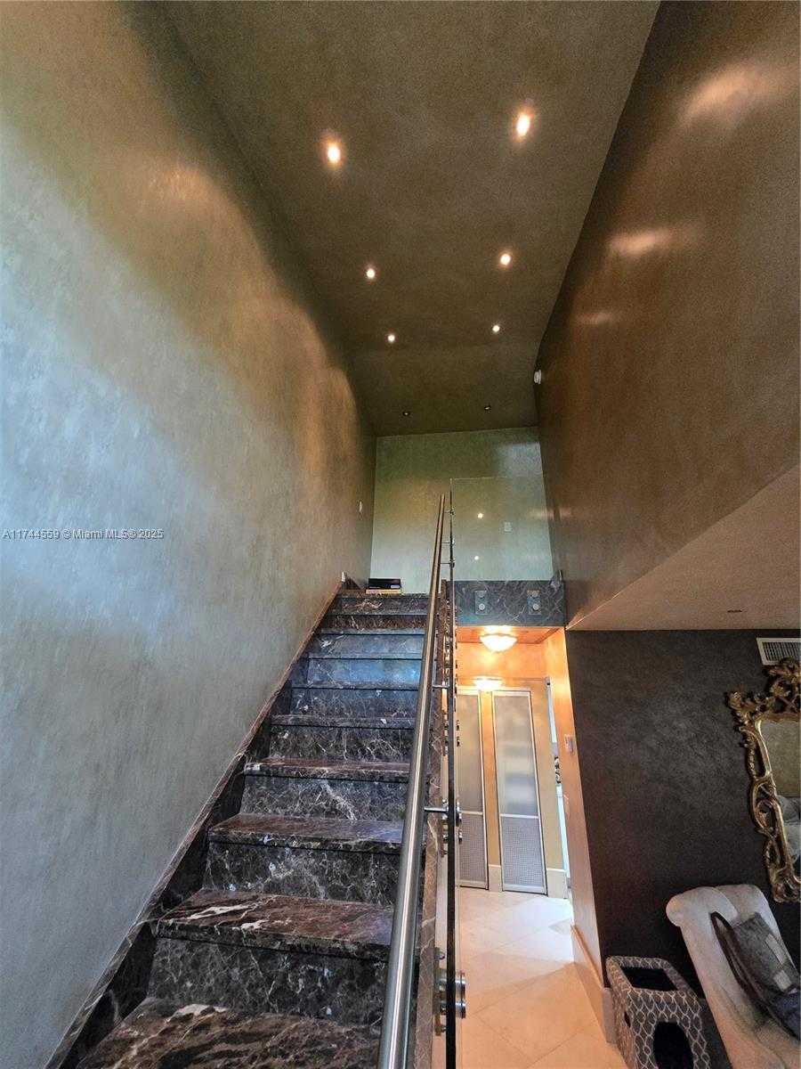 Small Image of 10703 SOUTH WEST 113TH PL #100B, Miami Number 5