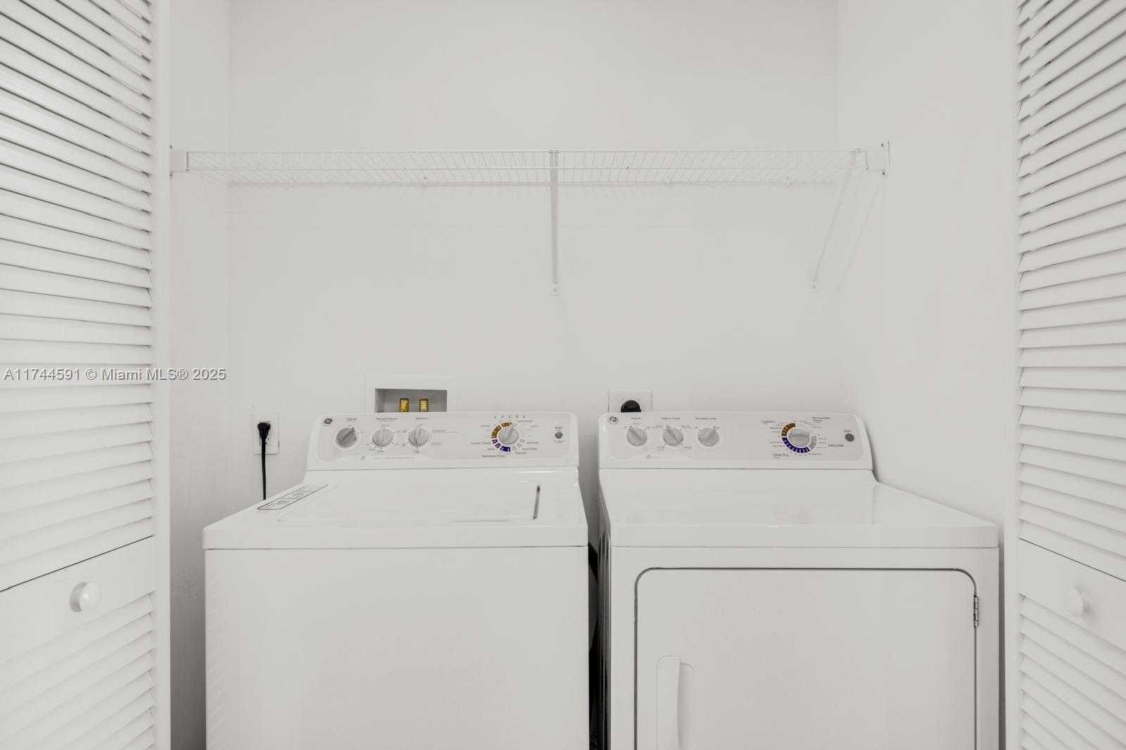 Small Image of 2602 EAST HALLANDALE BEACH BLVD #R803, Hallandale Beach Number 14