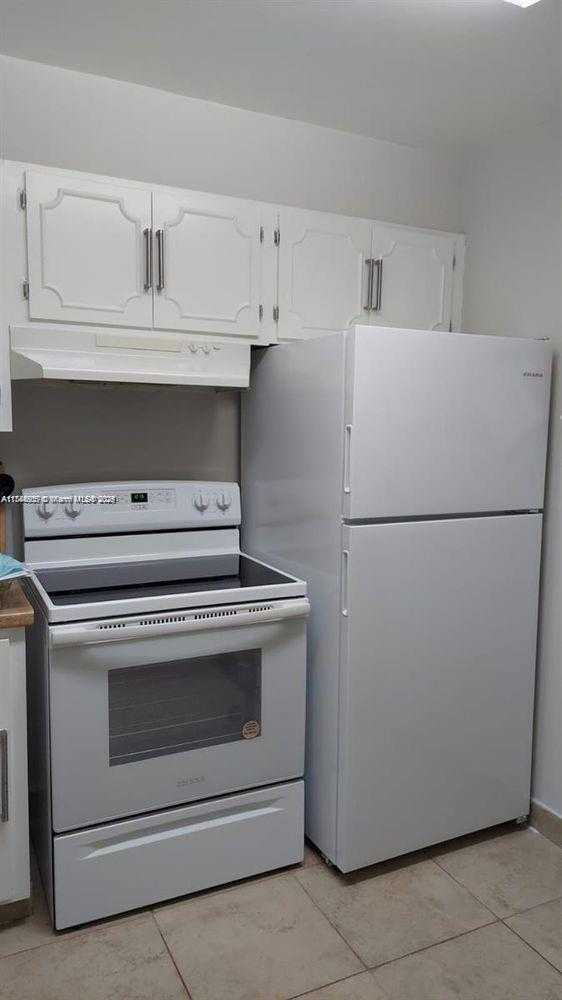 Small Image of 6700 CYPRESS RD #409, Plantation Number 11