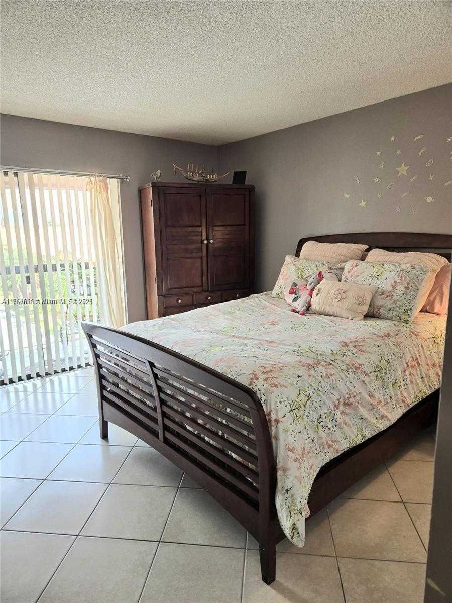 Small Image of 2174 WEST 60TH ST #17205, Hialeah Number 6