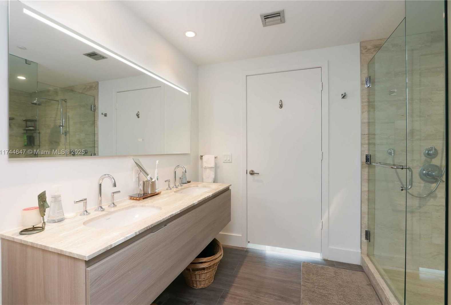Small Image of 2900 NORTH EAST 7TH AVE #404, Miami Number 25