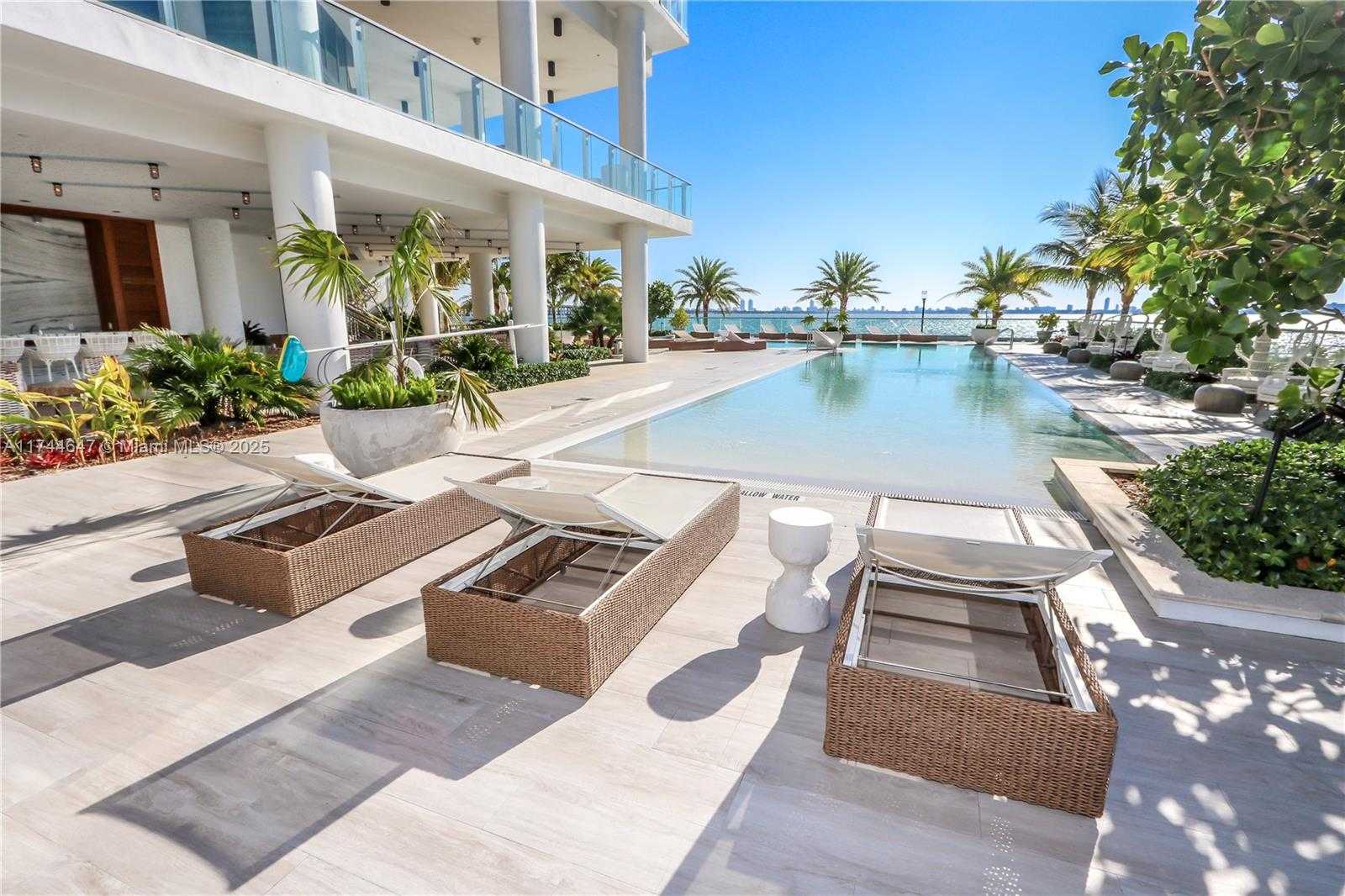 Small Image of 2900 NORTH EAST 7TH AVE #404, Miami Number 7