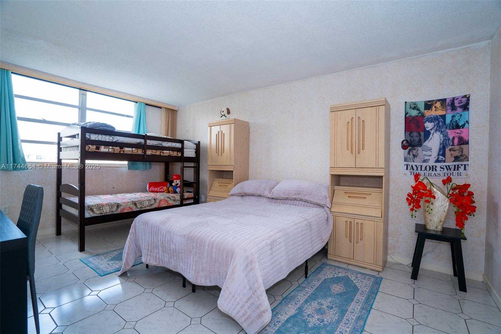 Small Image of 1833 SOUTH OCEAN DR #1103, Hallandale Beach Number 10