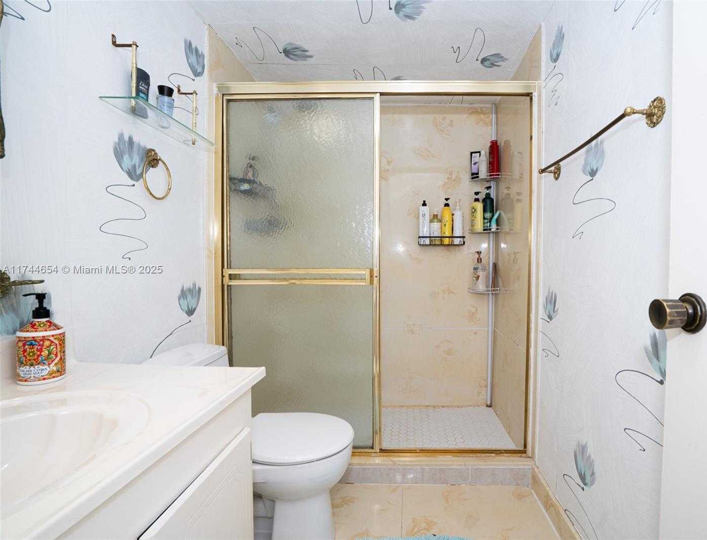 Small Image of 1833 SOUTH OCEAN DR #1103, Hallandale Beach Number 12