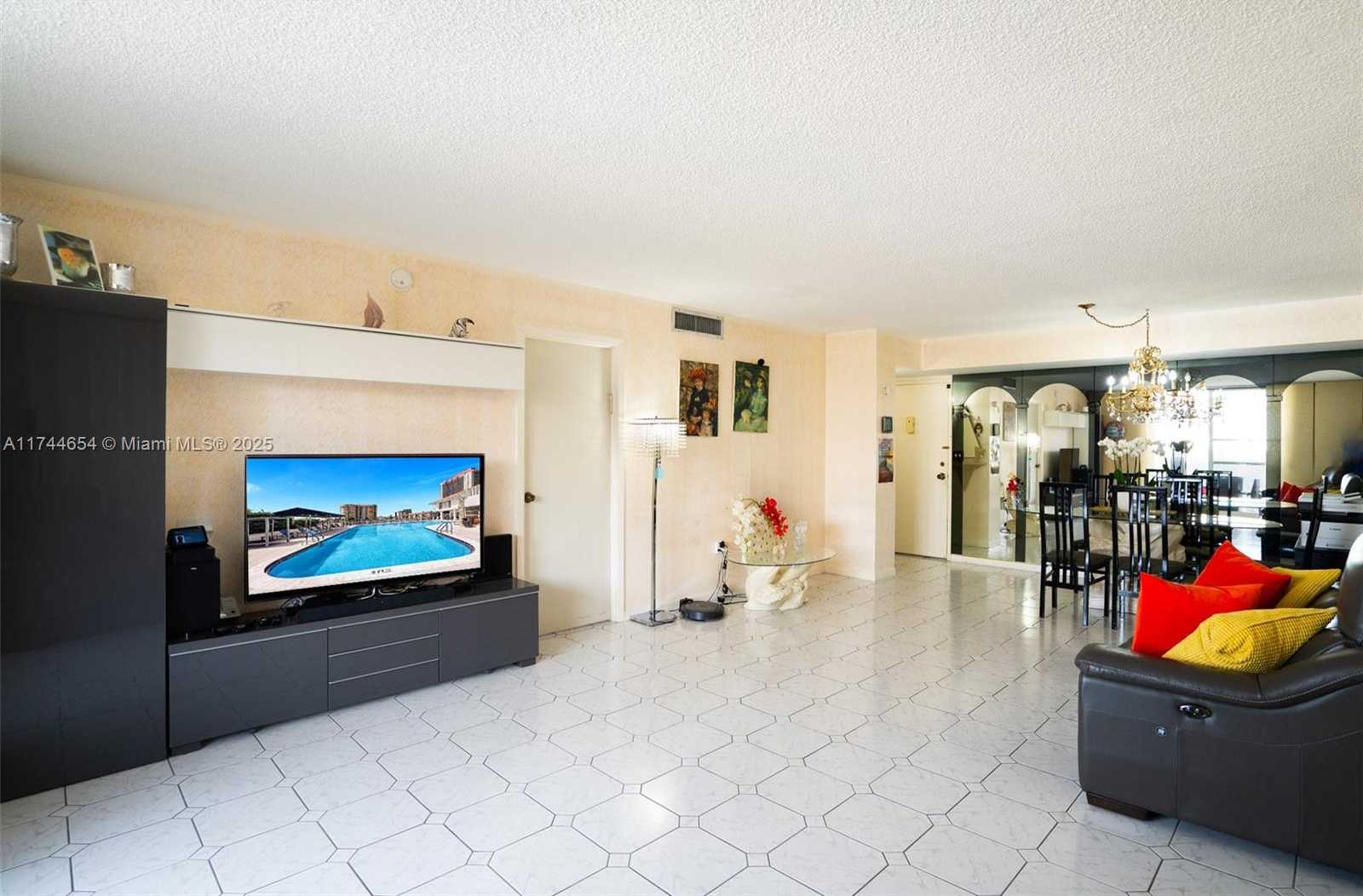 Small Image of 1833 SOUTH OCEAN DR #1103, Hallandale Beach Number 2