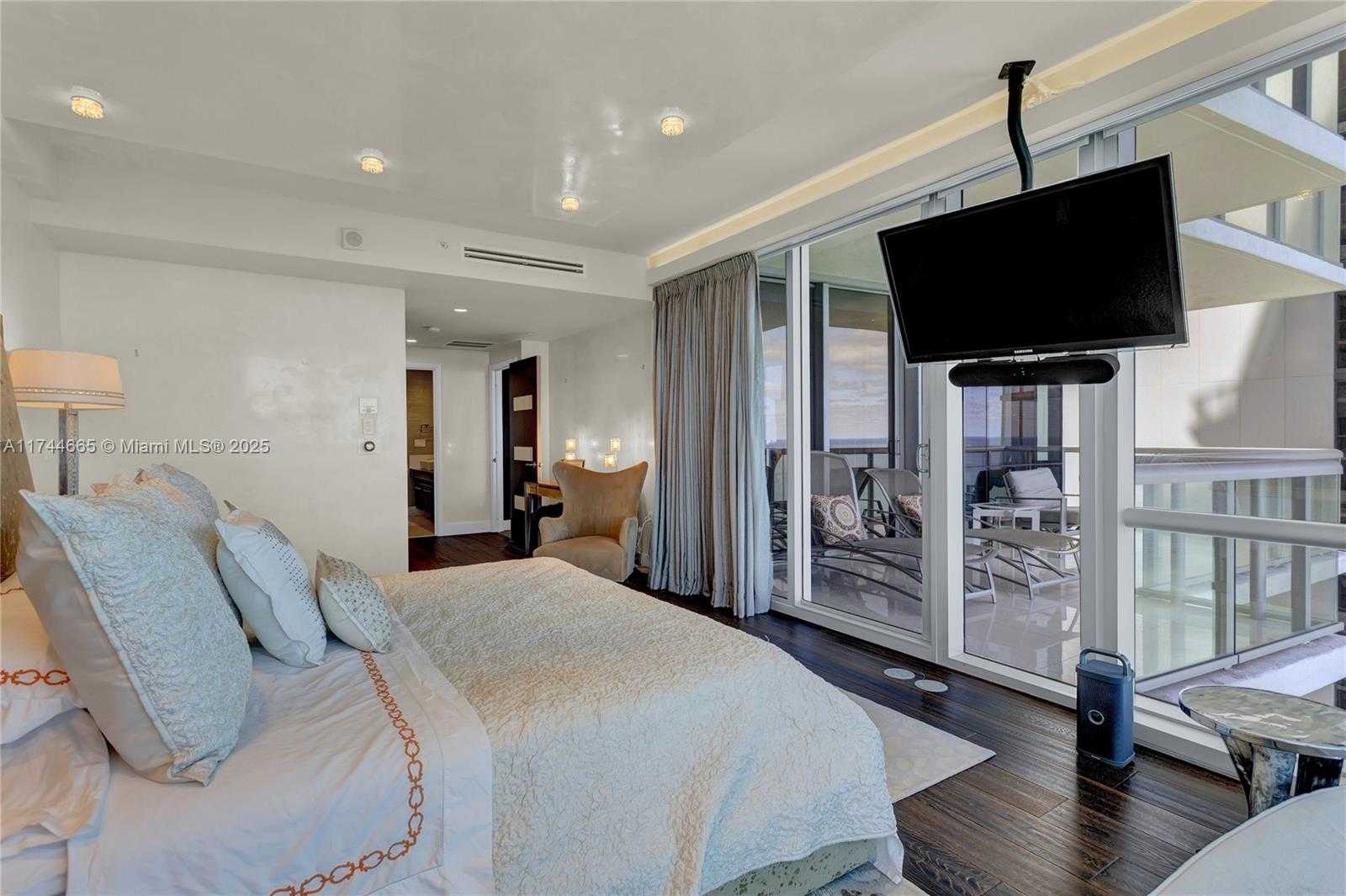 Small Image of 17121 COLLINS AVE #3708, Sunny Isles Beach Number 22
