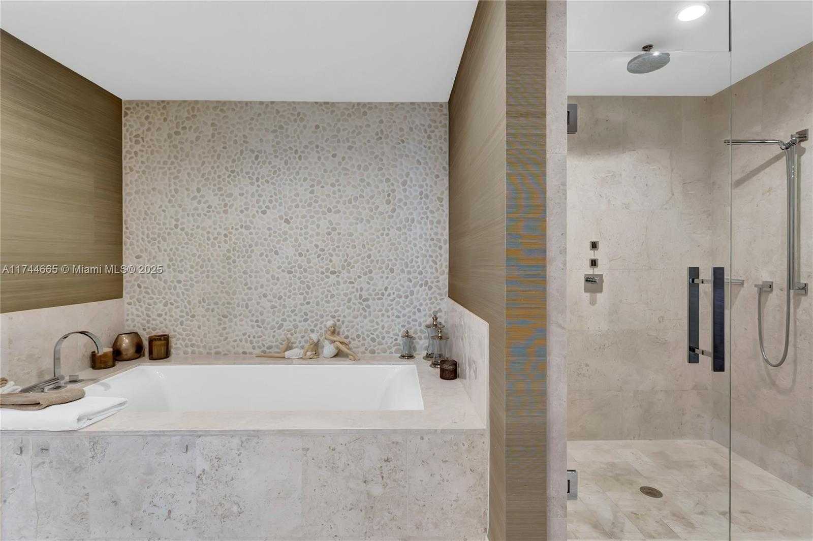 Small Image of 17121 COLLINS AVE #3708, Sunny Isles Beach Number 26