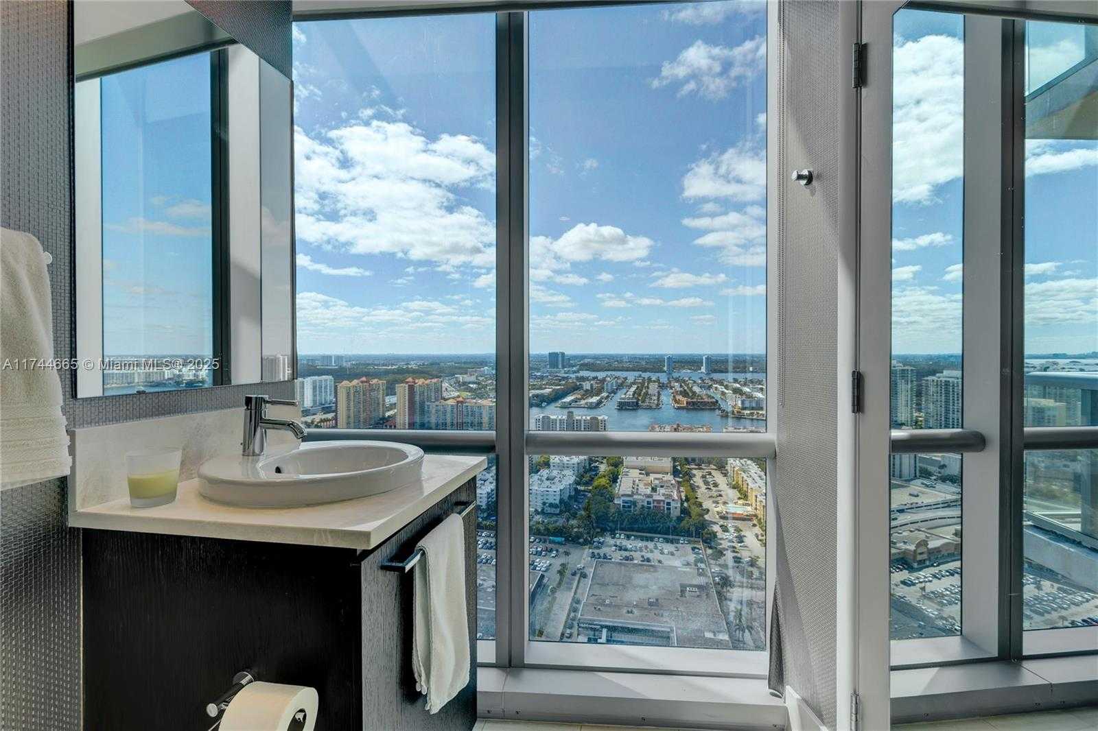 Small Image of 17121 COLLINS AVE #3708, Sunny Isles Beach Number 30