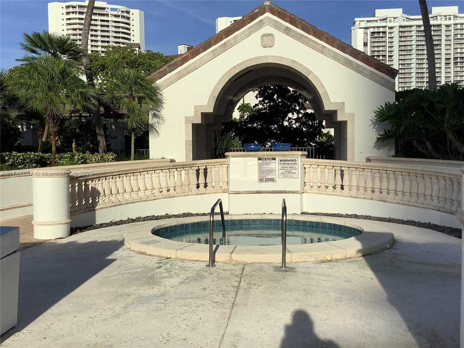 Small Image of 2000 ISLAND BLVD #408, Aventura Number 18