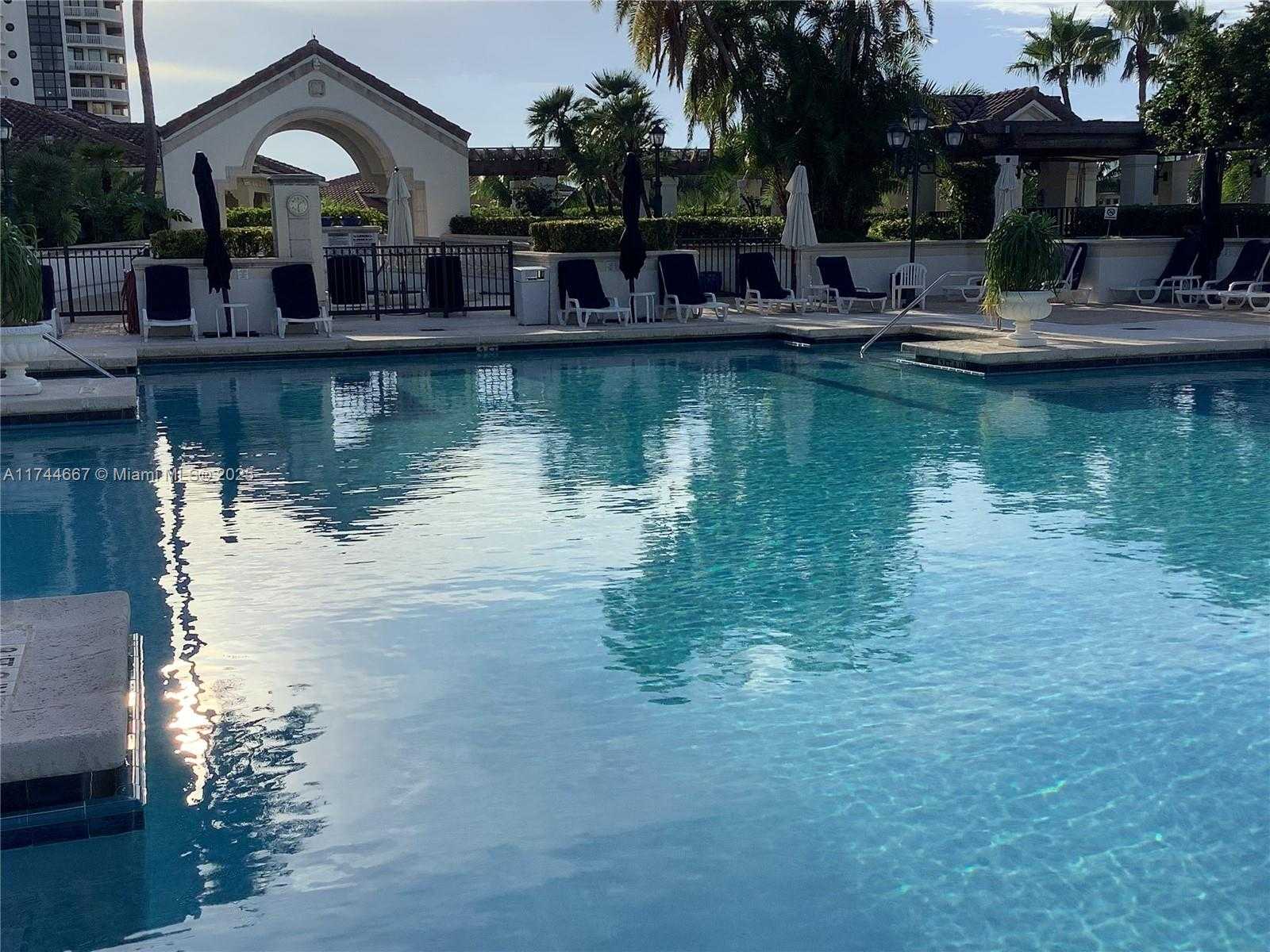 Small Image of 2000 ISLAND BLVD #408, Aventura Number 19