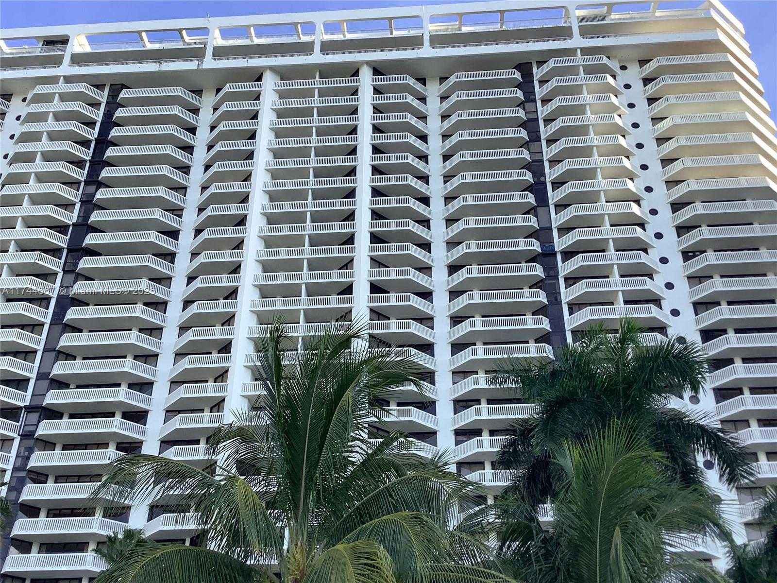 Small Image of 2000 ISLAND BLVD #408, Aventura Number 2